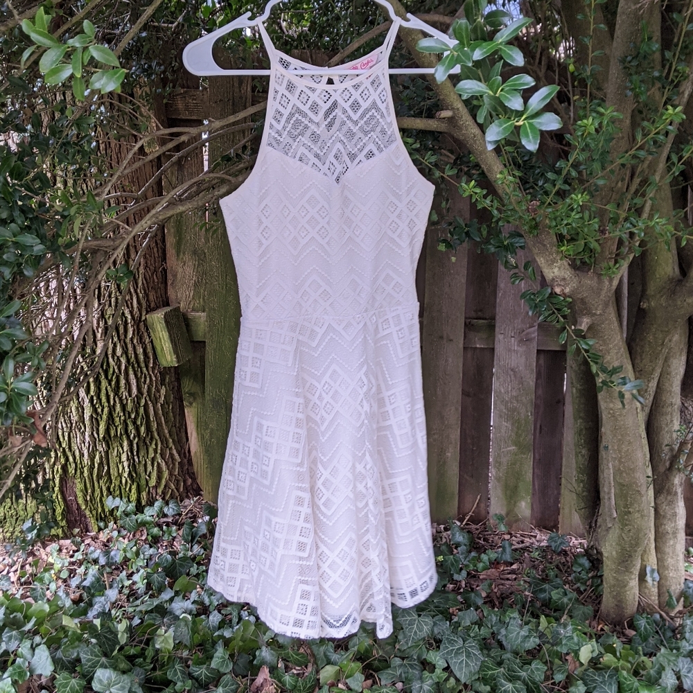 Juniors White Lace 'Graduation' Dress